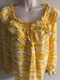 Image 5 of New Medium international concepts top  #779*8