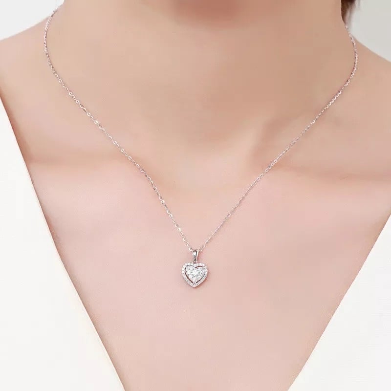 Image of Zircon Heart Necklace