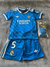 Image 1 of Real Madrid blue (Bellingham no.5)