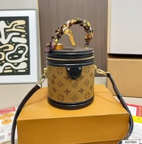 Circle bag 