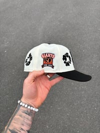 Image 5 of  TRI TONE WHITE BLACK SAN FRANCISCO GIANTS CUSTOM FITTED CAP