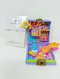 Image 8 of Ensemble bracelet et Polly Pocket Mini livre violet pays merveilleux rare