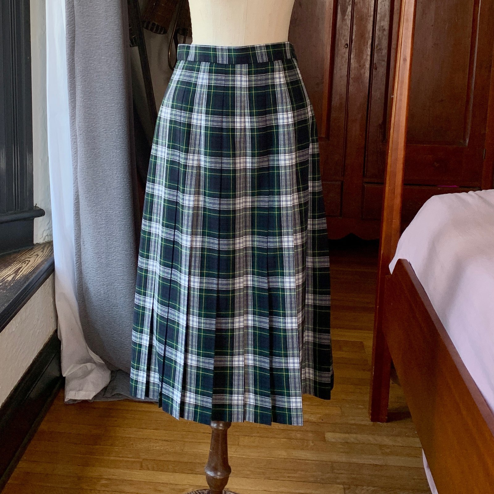 Plaid pleated wool skirt best sale