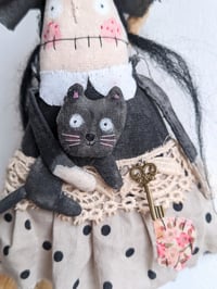 Image 2 of Sidonie the Witch and the cat with no name 