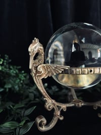 Image 5 of Magnifique boule de cristal de 13cm de diamètre et son support en bronze massif, XIXème siècle