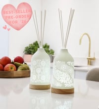 Image 4 of LED Ceramic Reed Diffuser Home 19cm