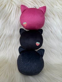 Image 3 of ❗️SALE ❗️ Nana Plüsch Bällchen