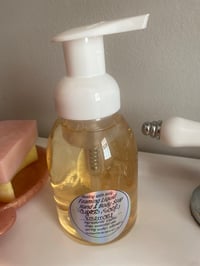 Foaming hand soaps