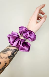 Lilac Satin Scrunchie