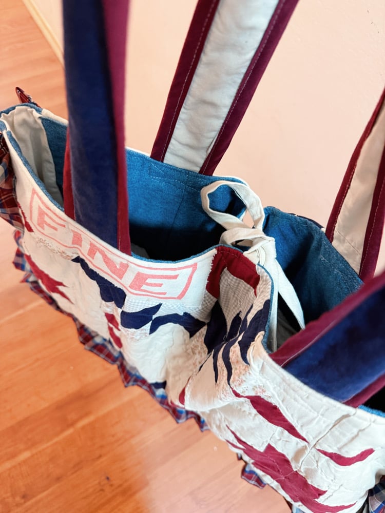 Image of XXL Quilted Tote Bag — Fine 