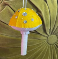 Image 1 of Yellow Submarine