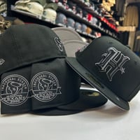 Image 2 of New Era 59Fifty Black - Pewter