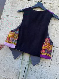 Image 2 of Chaleco feito a man. FOLIADA211. TallaS. En stock!