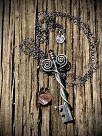 Image 4 of Hekate’s key