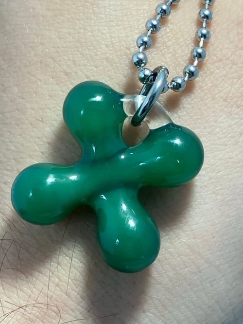 Image of Jade green clover