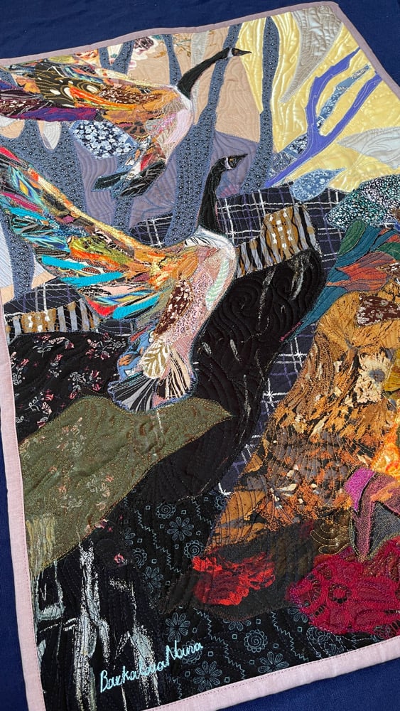 "Let's fly on" - 73x48 cm, art quilt with birds Image 6