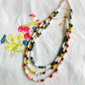 Image of COLLIER TAHITI - Rose - Jaune ou Vert