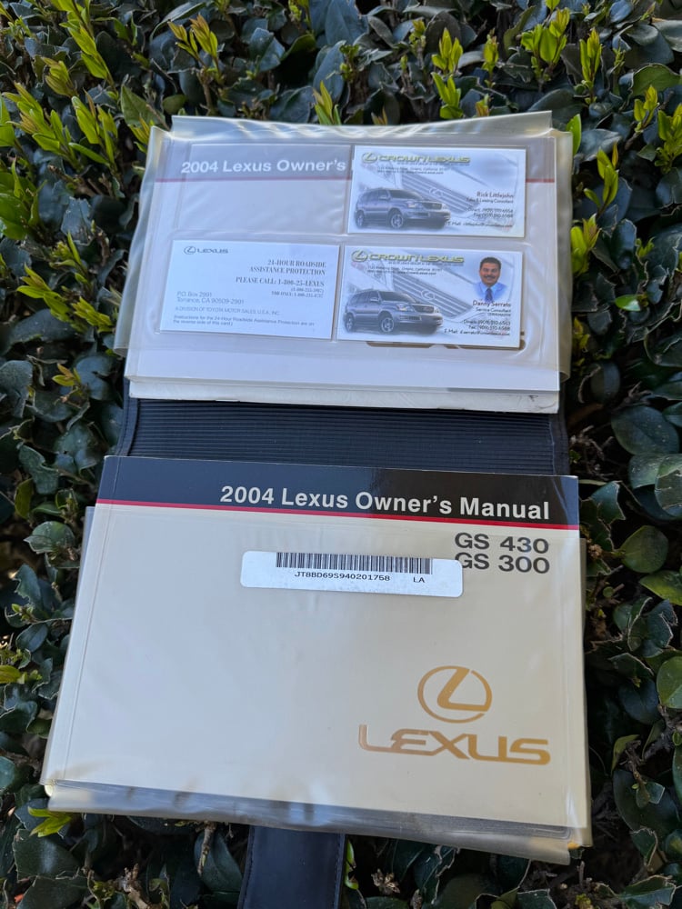 Image of 2004 Lexus GS300 GS430 Genuine Owners Manual + Leather Case