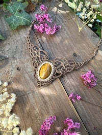 Image 1 of modello “IRIS” con occhio di tigre 🌿