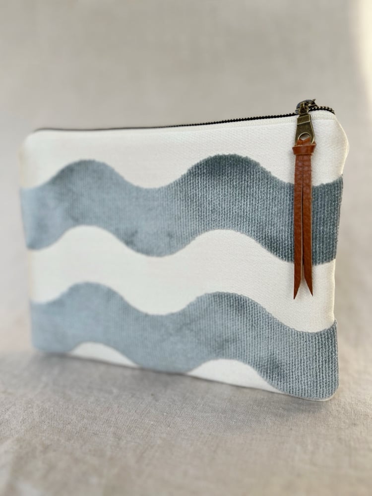 Image of Velvet Wave Clutch