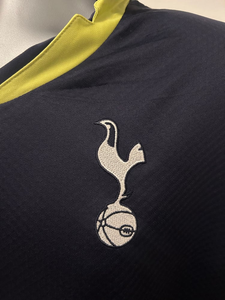 Image of Tottenham Hotspur “MODRIĆ 14” 2010/11 Third Shirt + PL patches (XL)