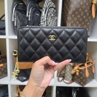 Image 1 of Standard Wallet Style 5