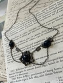 Superbe collier en filigrane d’argent massif et lapis-lazuli, début 1900, Angleterre.