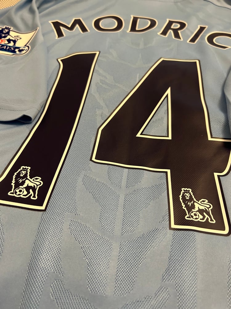 Image of Tottenham Hotspur “MODRIĆ 14” 2010/11 Away Shirt + PL patches (XL)
