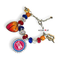 Detroit Pistons Charm Bracelet 