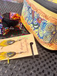 Image 4 of Embroidered Cosmetics Case Peru Folk Art Gift Pack