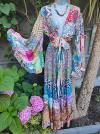 Image 2 of Patchwork trousers / Culottes peach tassle