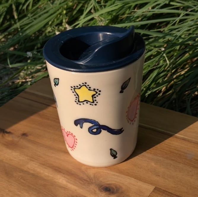 Image of Stars and Ribbons Travel Mug