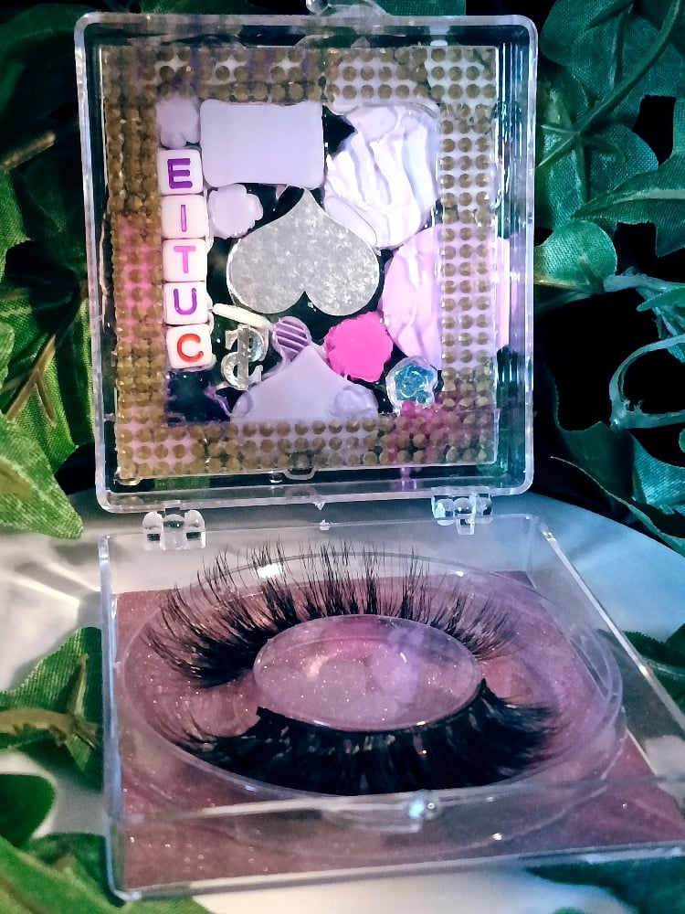 Image of Purple Cutie Lashes Case