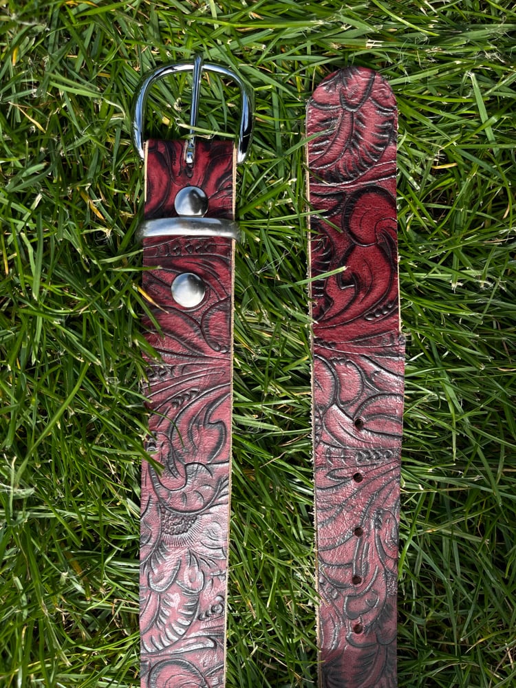 Image of red leather belt 