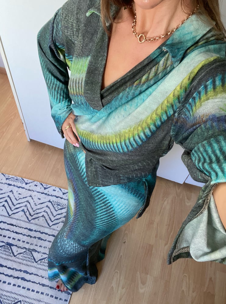 Image of Green Onbre Kniited Maxi Shirt Co-Ord