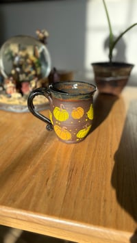 Image 5 of Pumpkin mug 03