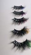 20-25mm Mink Lashes With A Pop of Color