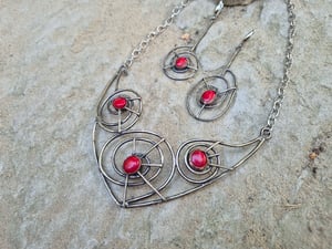 Red necklace 