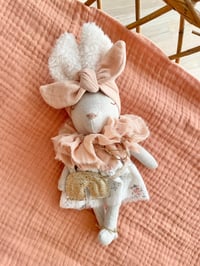 Image 2 of LAPINE MINI ROMANTIQUE 