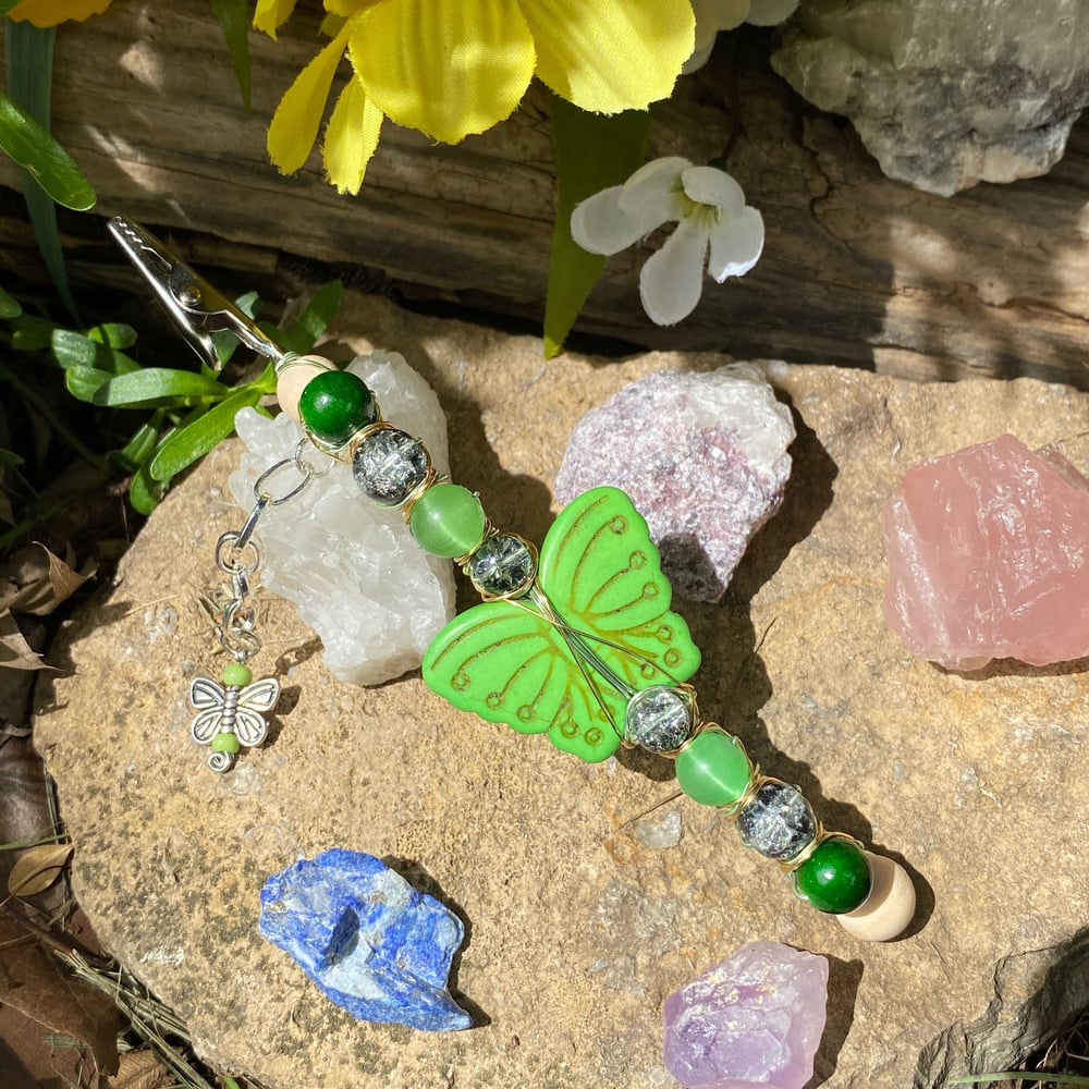 Image of garden butterfly roach clip