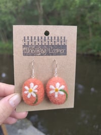 Image 2 of Daisy Earrings and Necklace - Orange