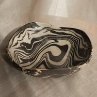 Image 4 of Medium bowl 2