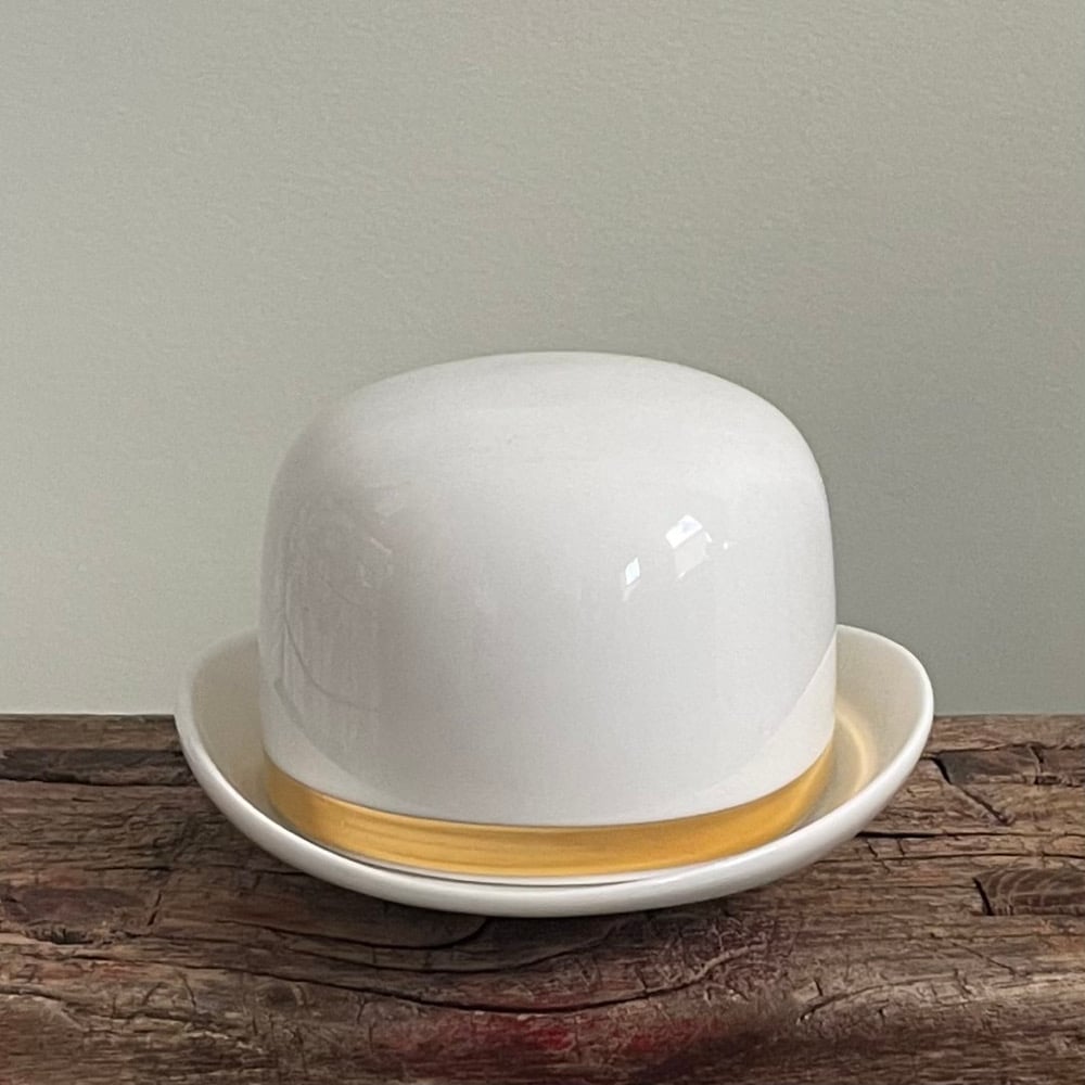 Image of Thomson & Thompson White Sugar Bowl + gold ribbon