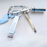 Image 4 of CHAMBERS X STARDOG CARABINER TOOL KIT