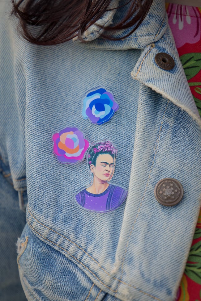 Pin’s rose multicolore