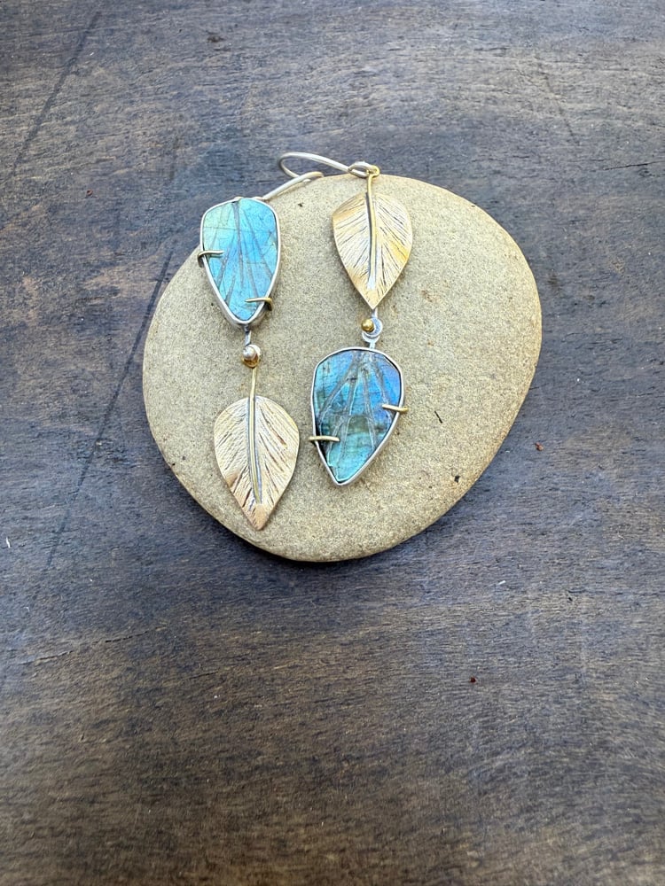 Image of Kinetic Leaf-Carved Labradorite Mixed Metal Asymmetrical Dangle Earrings