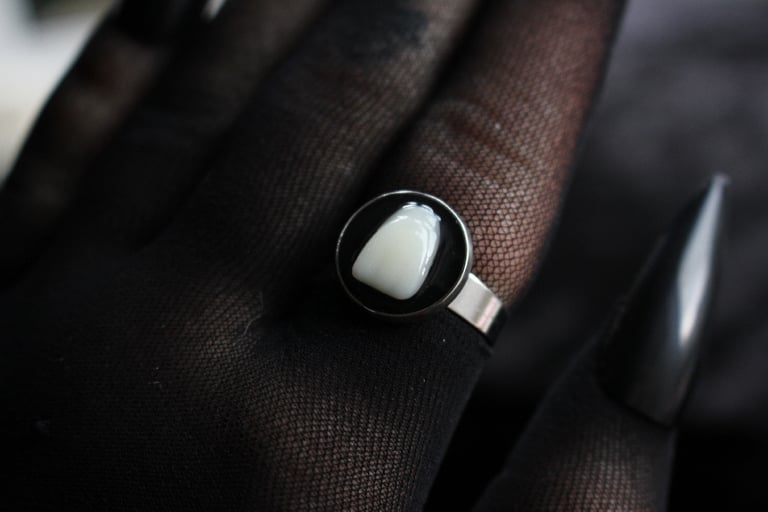 Dead Good single tooth ring Image 3
