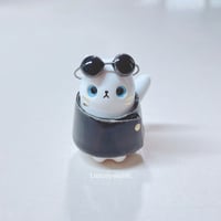 Image 1 of Gojo Cat Ceramic Figurine 1 (discount price due to imperfection)