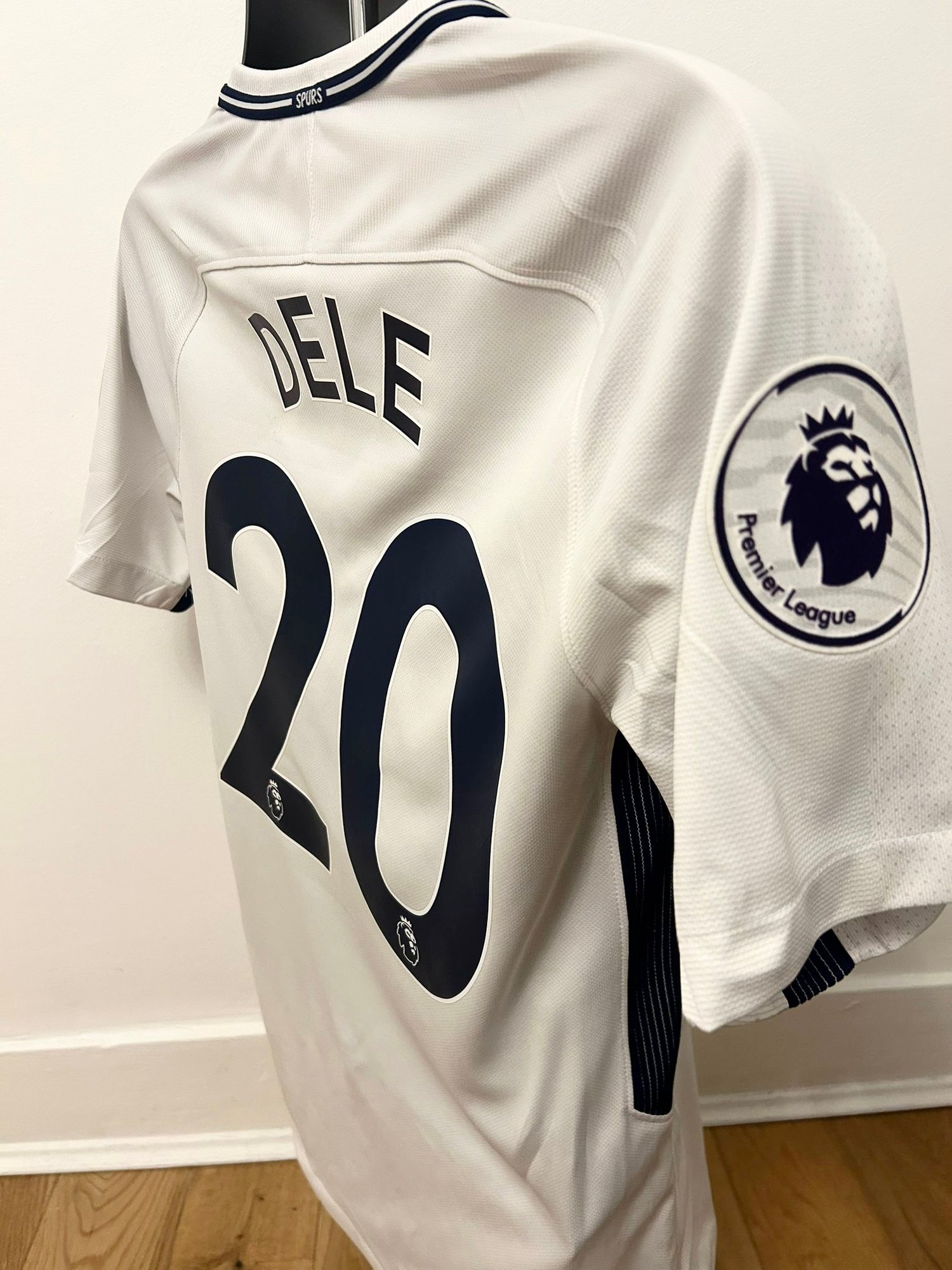 Image of Tottenham Hotspur “DELE 20” 2017/18 Home Shirt + PL patches (S)