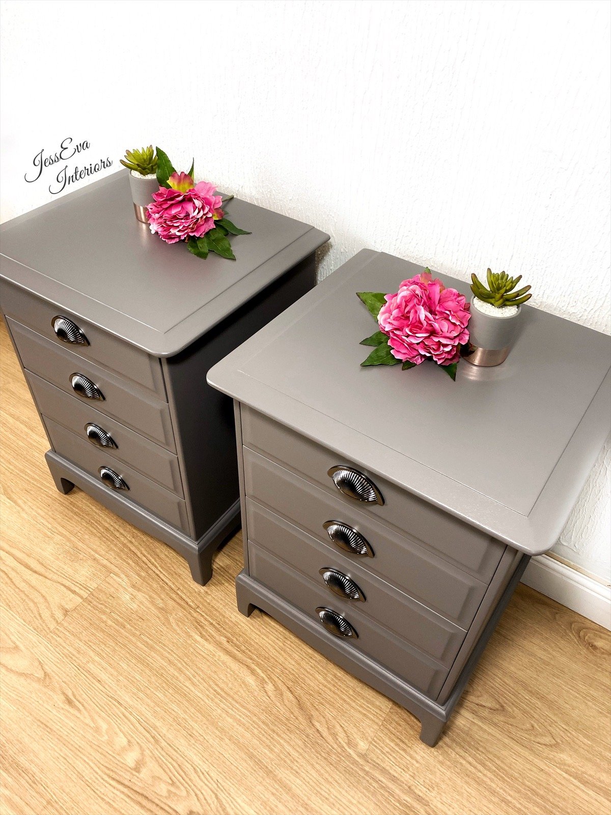 Painted grey Stag Minstrel Pair of Bedside Tables Cabinets Chest Of Drawers 